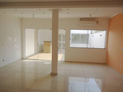 Casa, 4 quartos, 155 m² - Foto 2