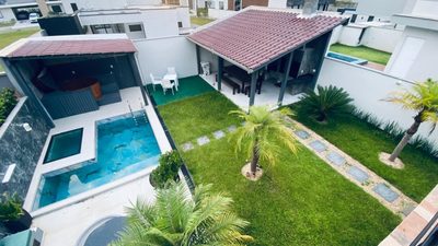 Sobrado, 3 quartos, 215 m² - Foto 1