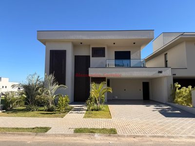 Sobrado, 4 quartos, 350 m² - Foto 1