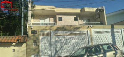 Sobrado, 3 quartos, 250 m² - Foto 1
