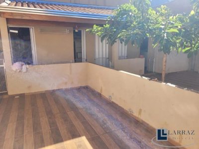 Casa, 3 quartos, 131 m² - Foto 1