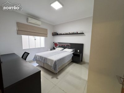 Casa, 3 quartos, 270 m² - Foto 5