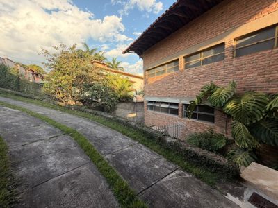 Casa, 7 quartos, 300 m² - Foto 1