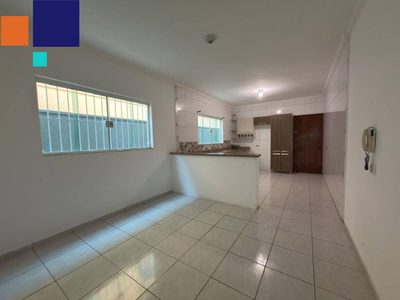 Sobrado, 3 quartos, 181 m² - Foto 1