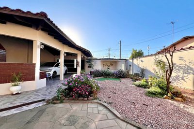 Casa, 3 quartos, 241 m² - Foto 2