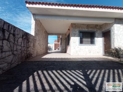 Casa, 5 quartos, 203 m² - Foto 2