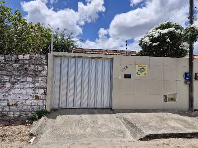 Casa, 2 quartos, 396 m² - Foto 1