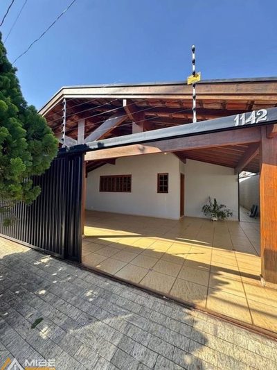 Casa, 3 quartos, 200 m² - Foto 2