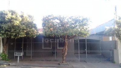 Casa, 6 quartos, 120 m² - Foto 1