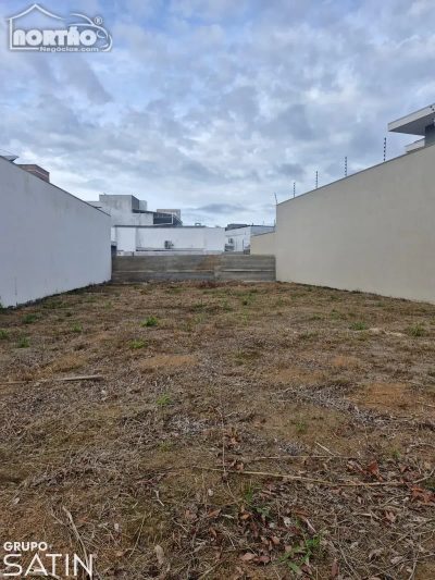 Casa, 369 m² - Foto 1