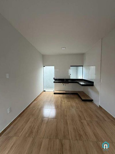 Casa, 2 quartos, 47 m² - Foto 1