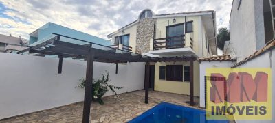 Casa, 4 quartos, 180 m² - Foto 1