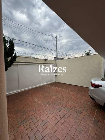 Casa, 4 quartos, 253 m² - Foto 5