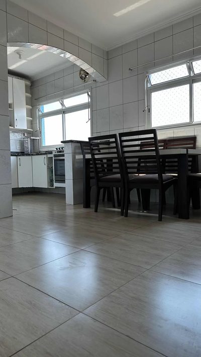 Casa, 4 quartos, 330 m² - Foto 2
