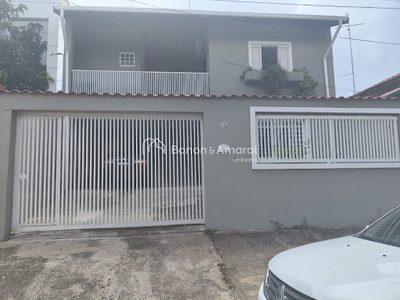 Casa, 3 quartos, 200 m² - Foto 1