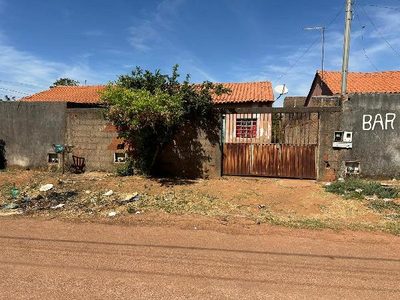 Casa, 2 quartos, 207 m² - Foto 1