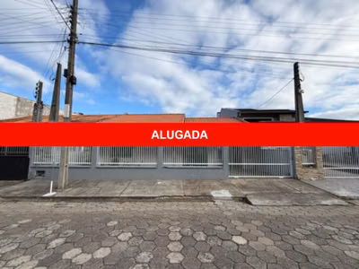 Casa, 2 quartos, 150 m² - Foto 1