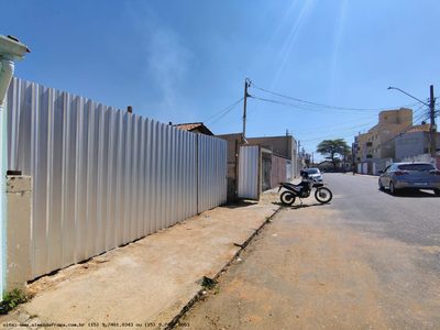 Terreno, 210 m² - Foto 3