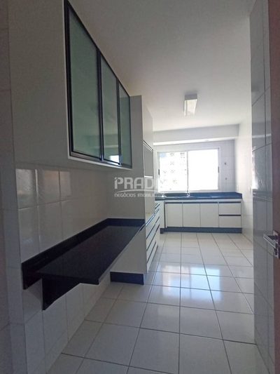 Apartamento, 3 quartos, 140 m² - Foto 2