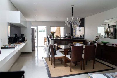 Sobrado, 3 quartos, 450 m² - Foto 1