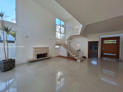 Sobrado, 4 quartos, 330 m² - Foto 1