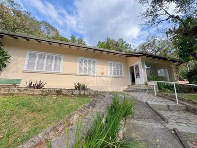 Casa, 2 quartos, 225 m² - Foto 1