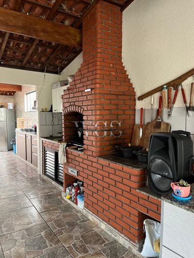 Casa, 5 quartos, 215 m² - Foto 4