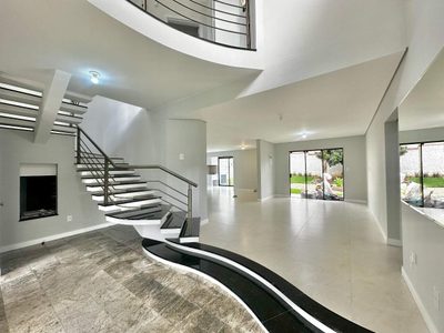 Casa, 3 quartos, 229 m² - Foto 1
