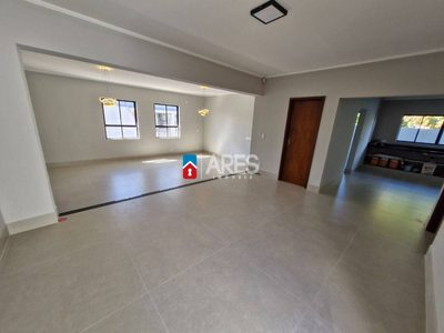 Casa, 3 quartos, 192 m² - Foto 3