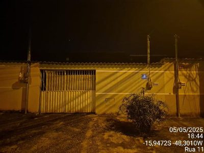 Casa, 2 quartos, 180 m² - Foto 1