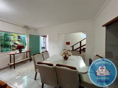 Casa, 3 quartos, 182 m² - Foto 3