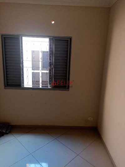 Casa, 3 quartos, 200 m² - Foto 2
