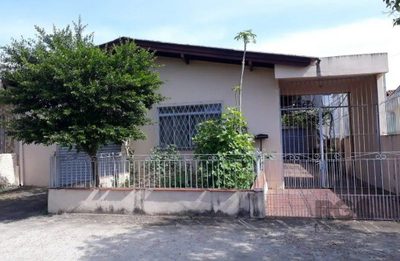 Casa, 5 quartos, 269 m² - Foto 1