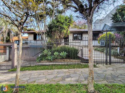 Casa, 3 quartos, 270 m² - Foto 1