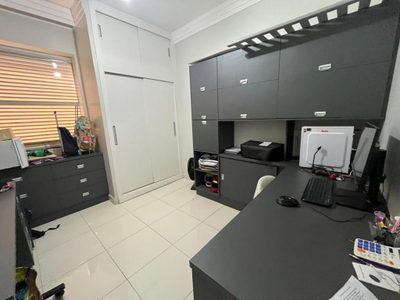 Apartamento, 3 quartos, 100 m² - Foto 3