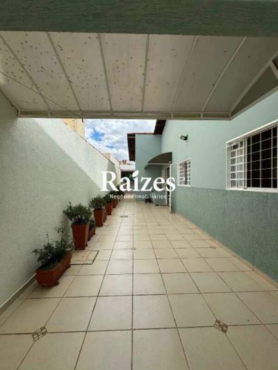 Casa, 3 quartos, 194 m² - Foto 1
