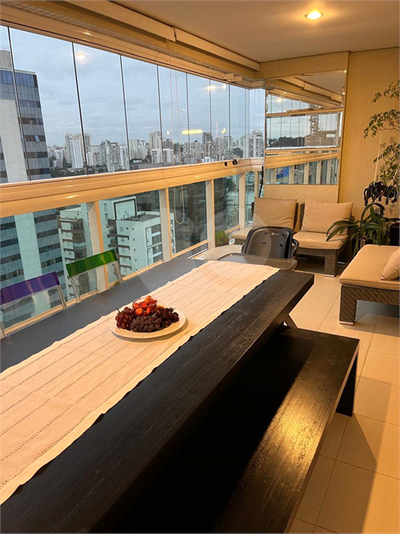 Apartamento, 3 quartos, 124 m² - Foto 2