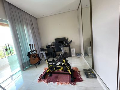 Casa, 5 quartos, 220 m² - Foto 4