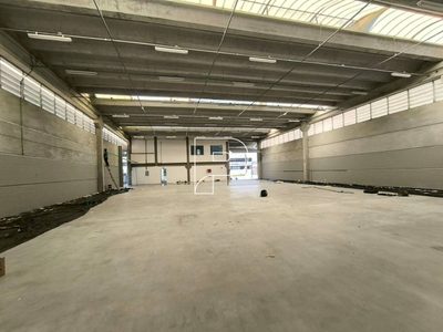 Depósito-Galpão, 1057 m² - Foto 2
