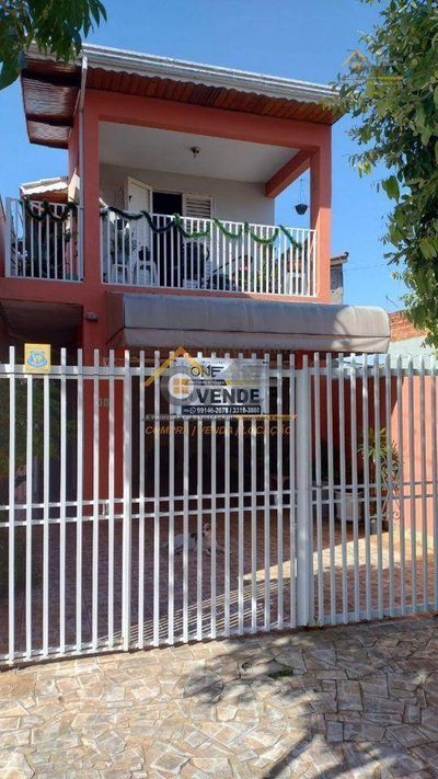 Casa, 3 quartos, 182 m² - Foto 1