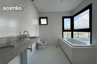 Casa, 4 quartos, 281 m² - Foto 2
