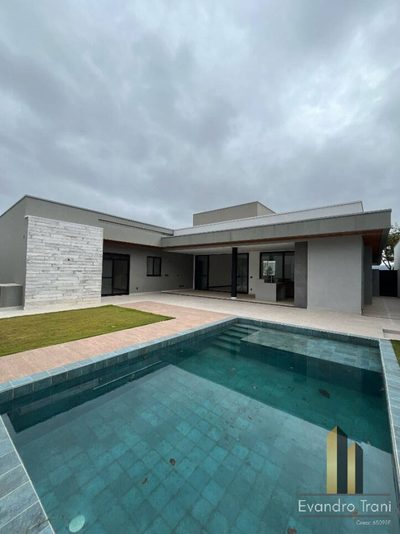 Casa, 4 quartos, 300 m² - Foto 4