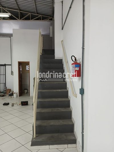 Depósito-Galpão, 304 m² - Foto 3