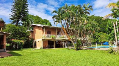 Chácara, 8 quartos, 5099 m² - Foto 1