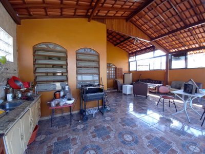 Casa, 4 quartos, 323 m² - Foto 1