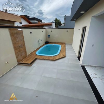 Casa, 4 quartos, 169 m² - Foto 2