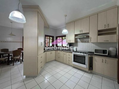 Casa, 3 quartos, 239 m² - Foto 4