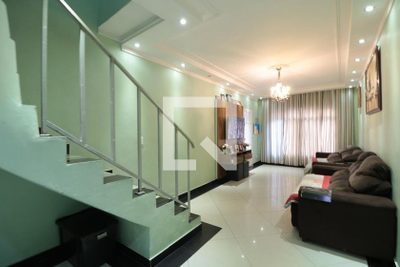 Casa, 3 quartos, 243 m² - Foto 3