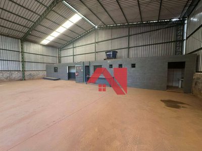Depósito-Galpão, 1080 m² - Foto 2