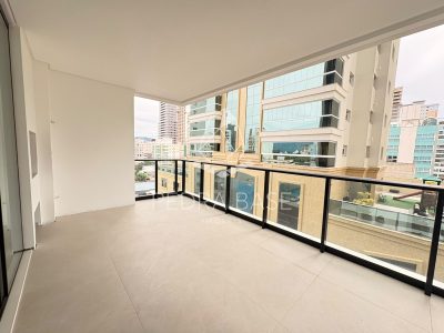 Apartamento, 3 quartos, 132 m² - Foto 3